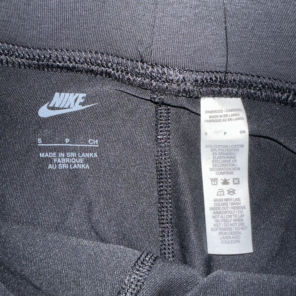 Nike‎ Tight Fit Mid Rise Short Length Women's Shorts Florida Gators - Picture 5 of 9